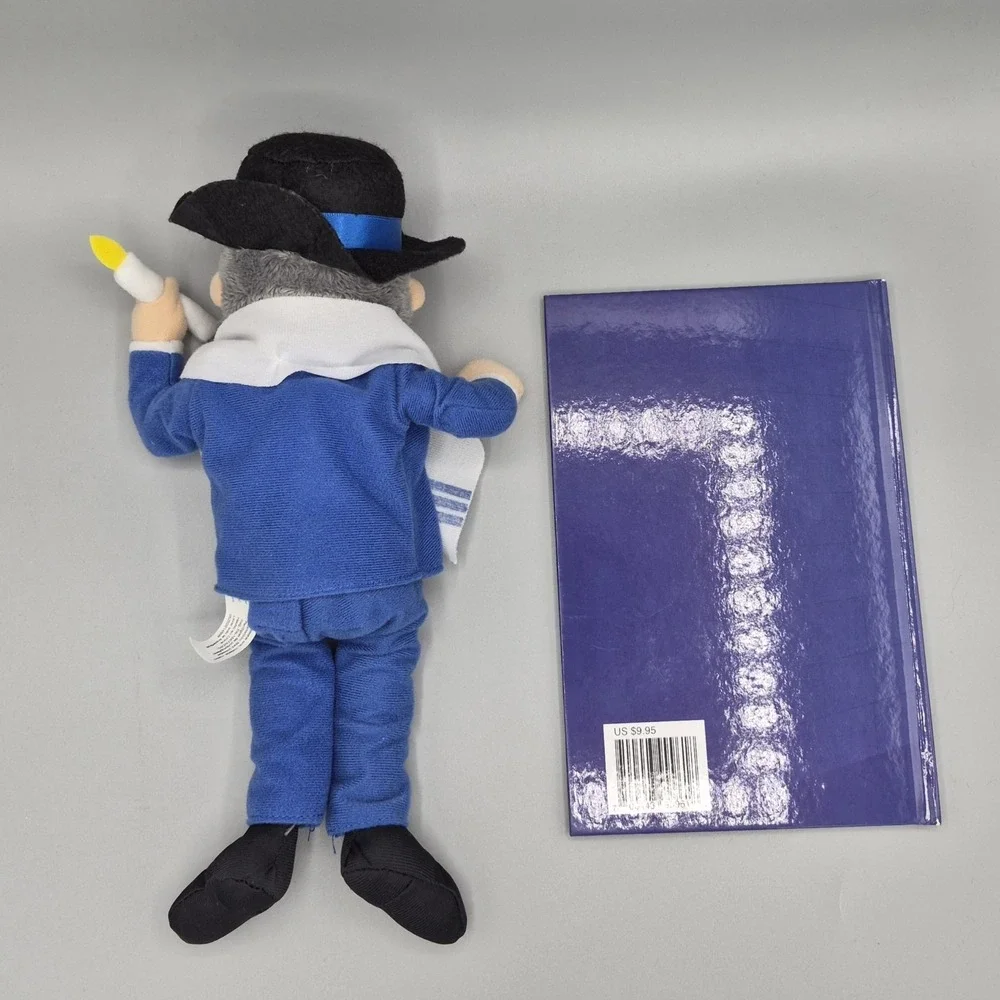 Hanukkah The Mensch on a Bench Plush Doll & Book Decor‎ Hardcover Book